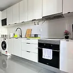 Center - Ocean View شقة *