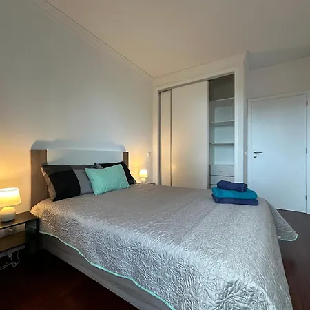 Center - Ocean View